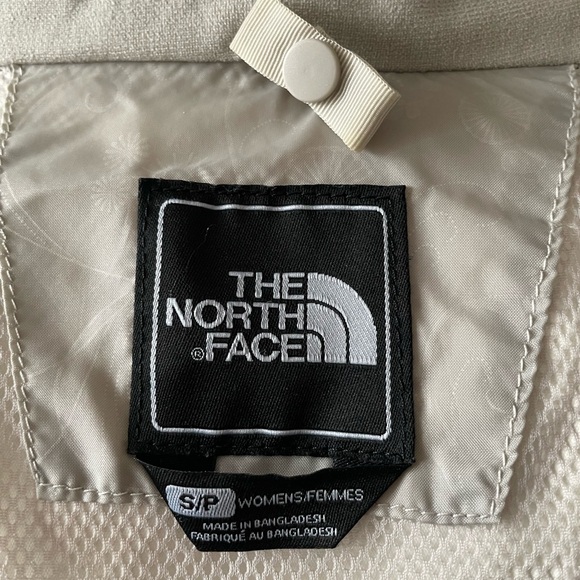 North Face Shell/Windbreaker - Picture 7 of 9